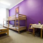Hostel Moon *