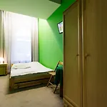 Moon Hostel *
