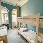 Moon Hostel *
