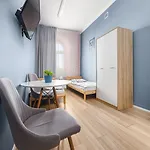 Moon Hostel *